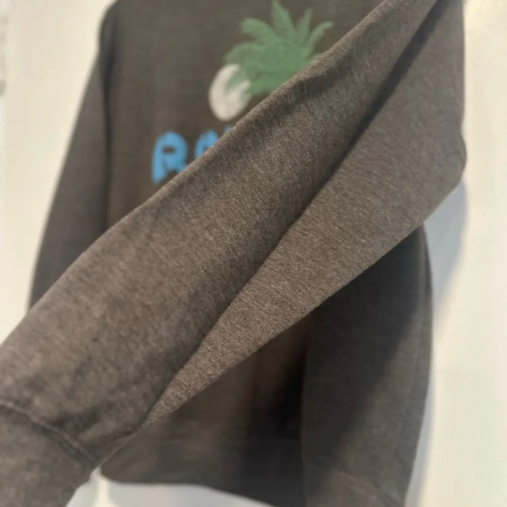 Ron Jon Surf Shop Sz: M Gray Myrtle Beach Crewneck Surfer Pullover Sweatshirt.